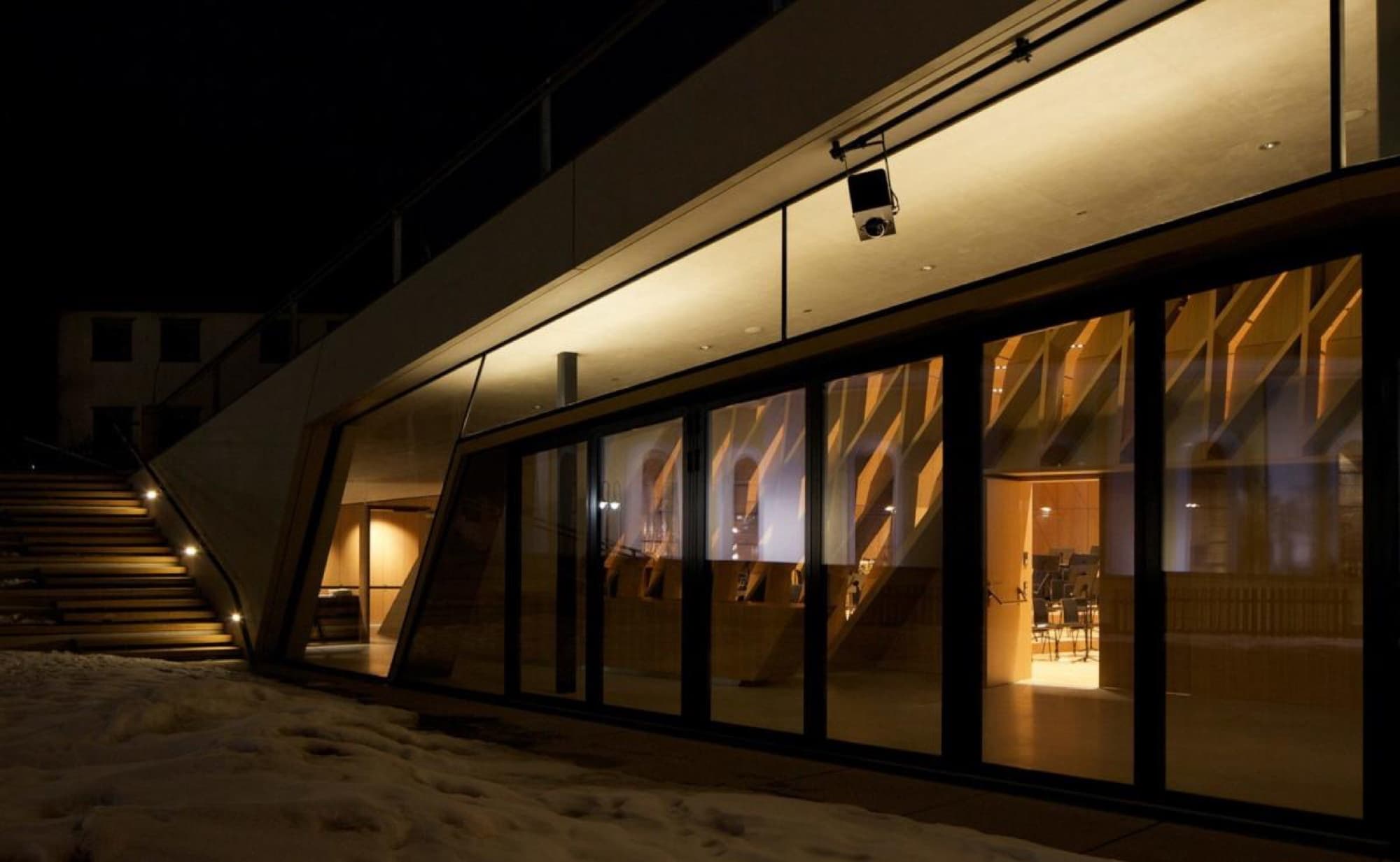 Cultural Centre Ischgl: acoustic panelling detail