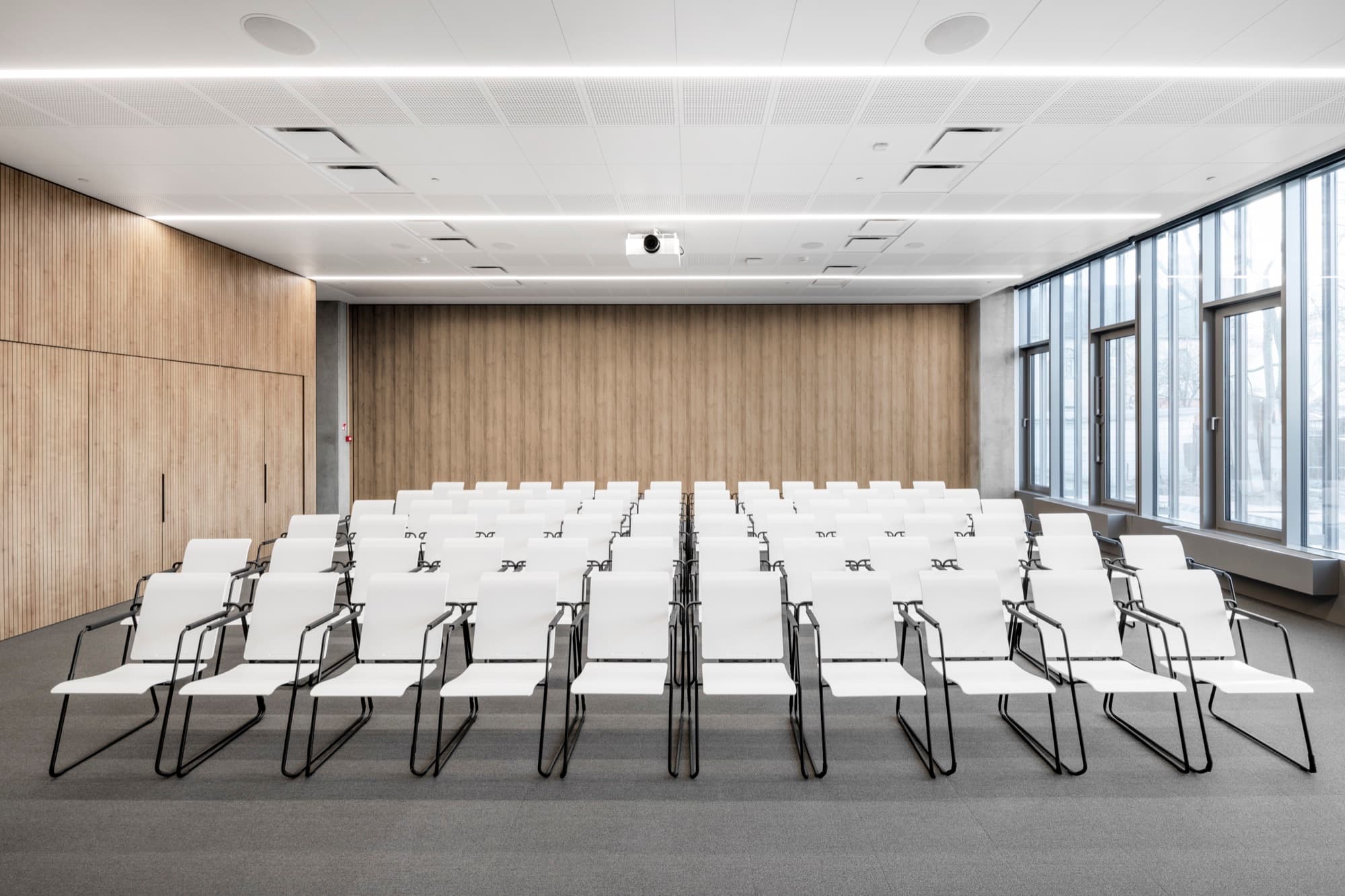 LVOVO Business Centre: acoustic panelling detail