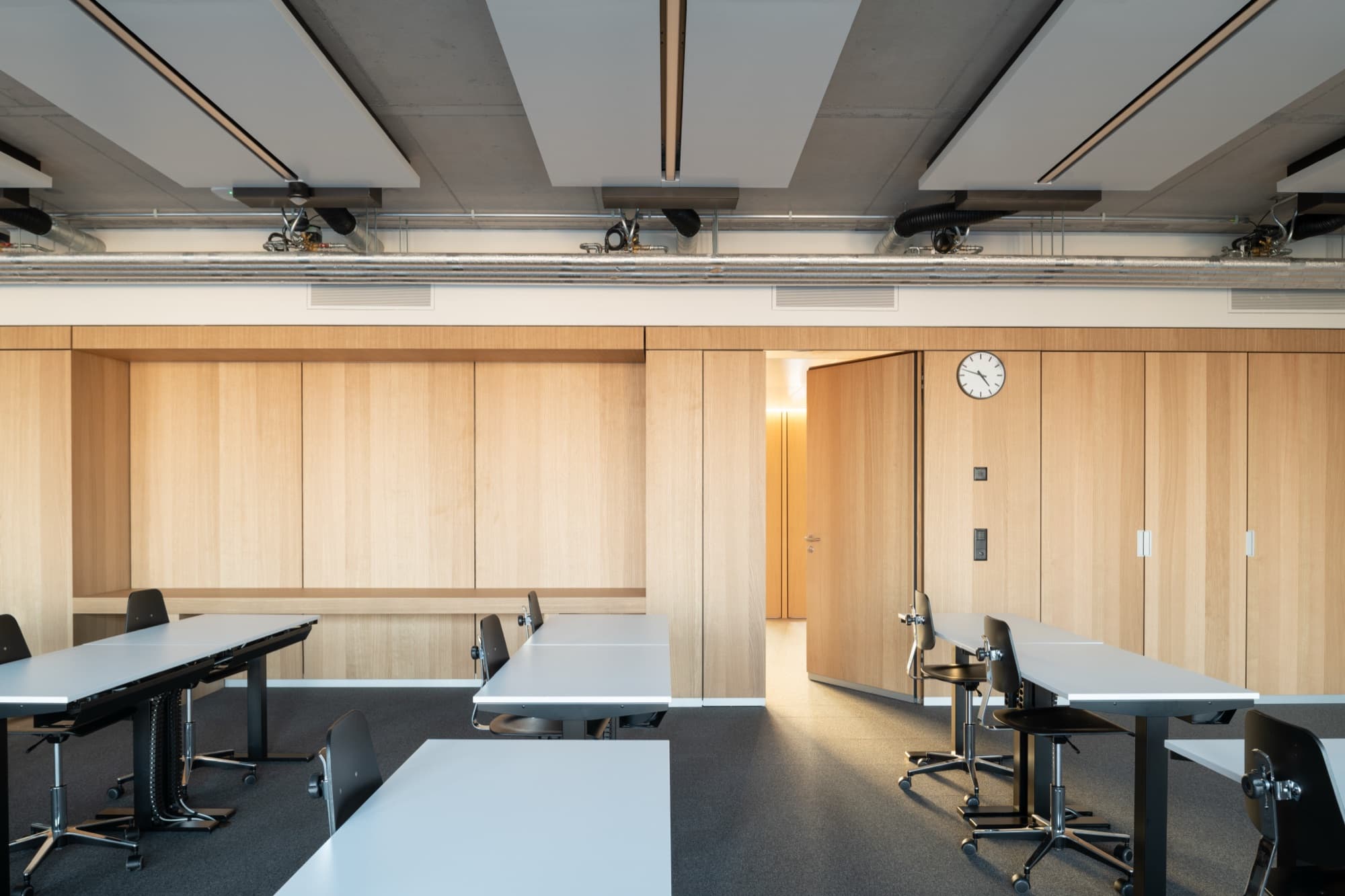 Police and Justice Centre: acoustic panelling detail