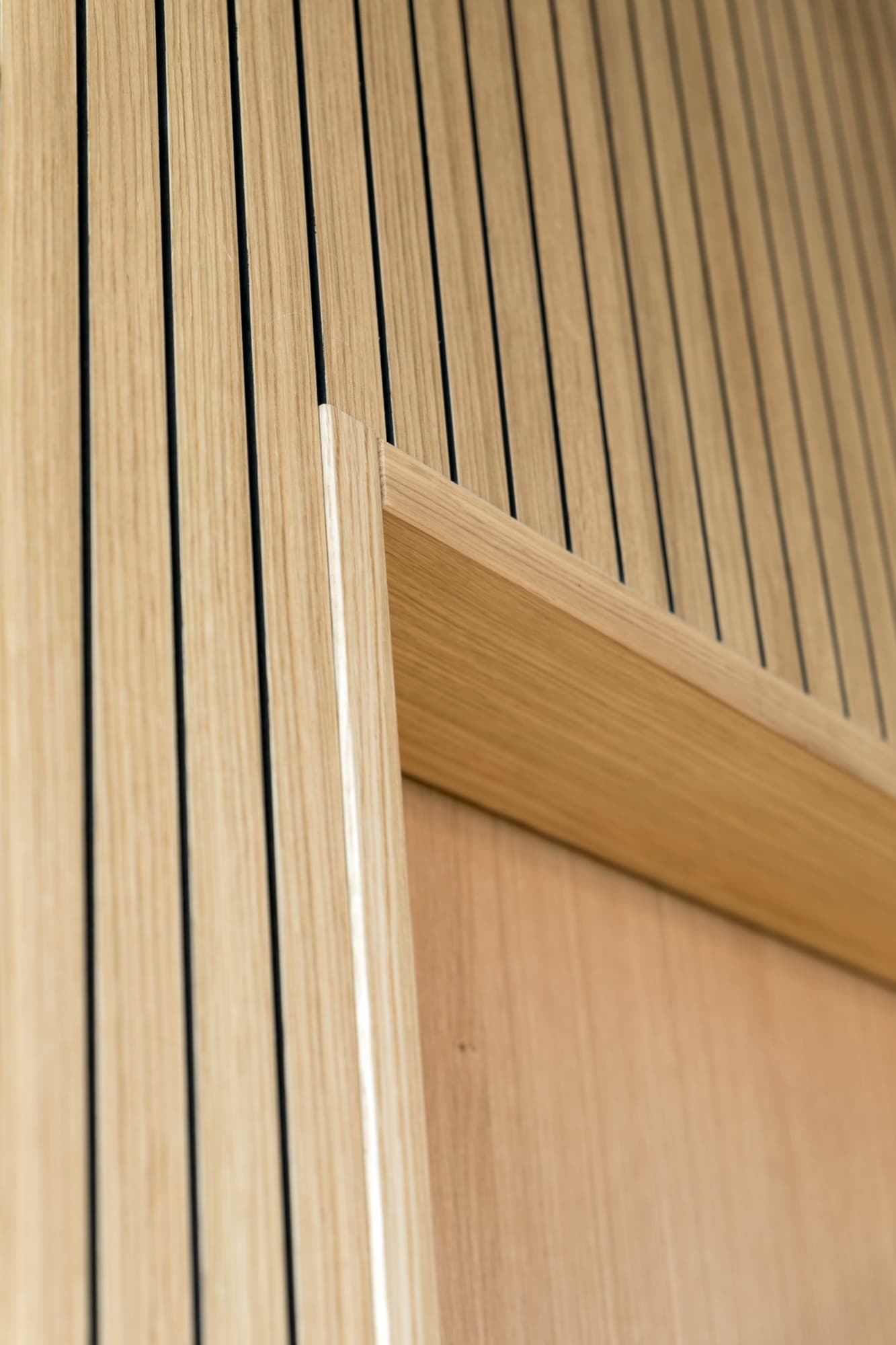 RIEM Arcaden: acoustic panelling detail