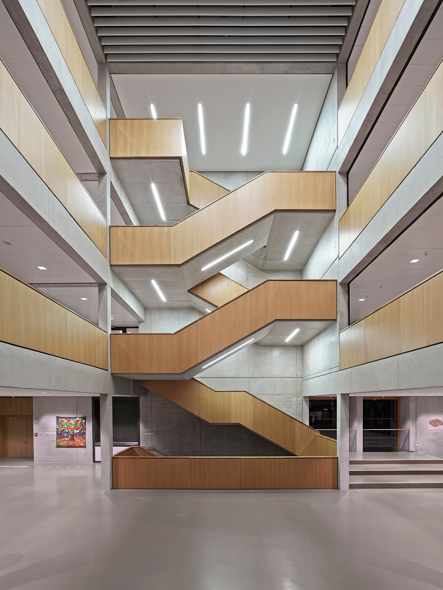 Werner-Heisenberg-Gymnasium: acoustic panelling detail